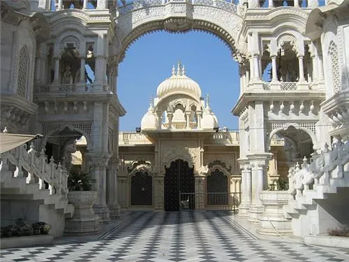Iskcon Temple photo 5