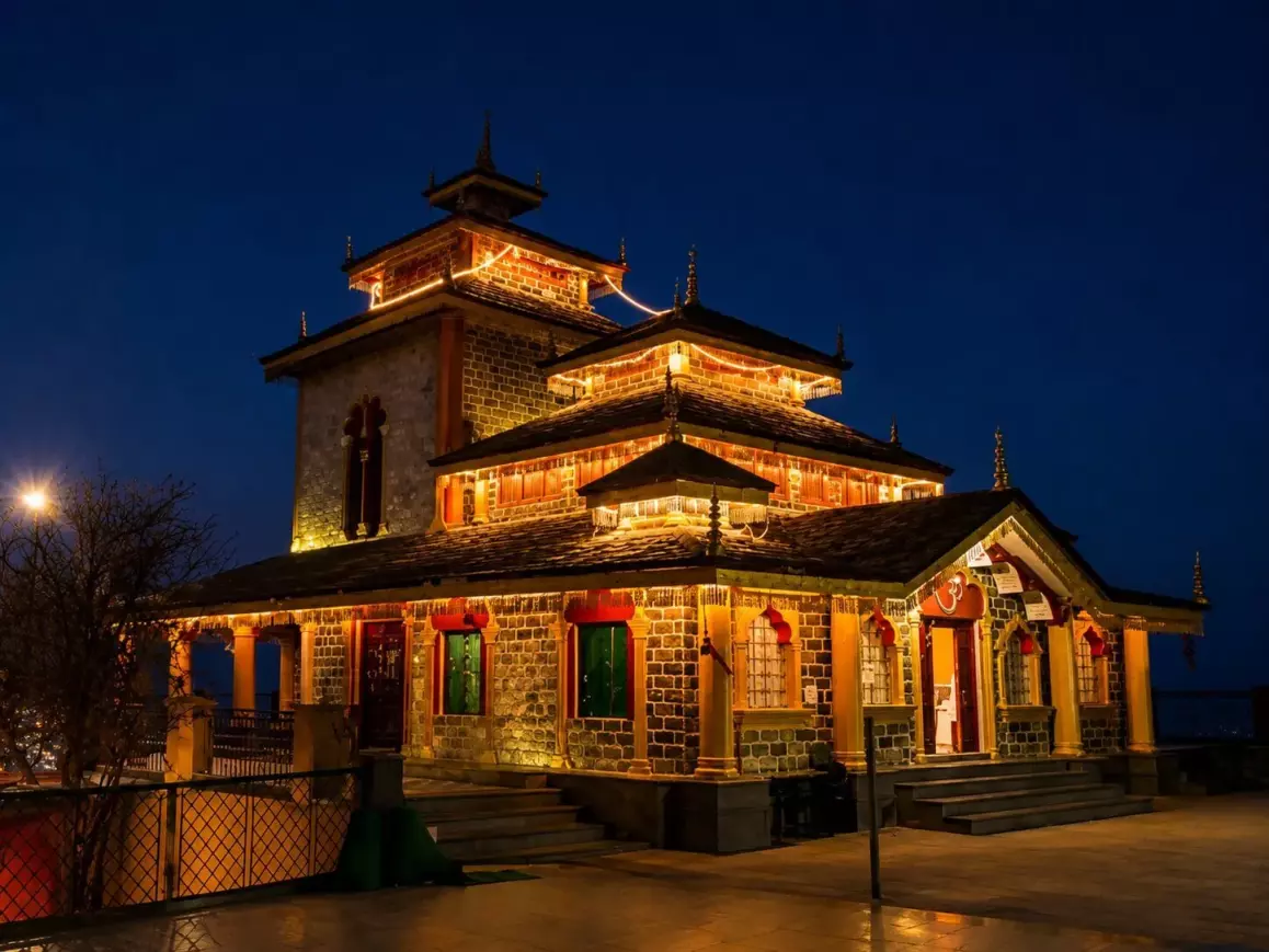Surkanda Devi Temple photo 3