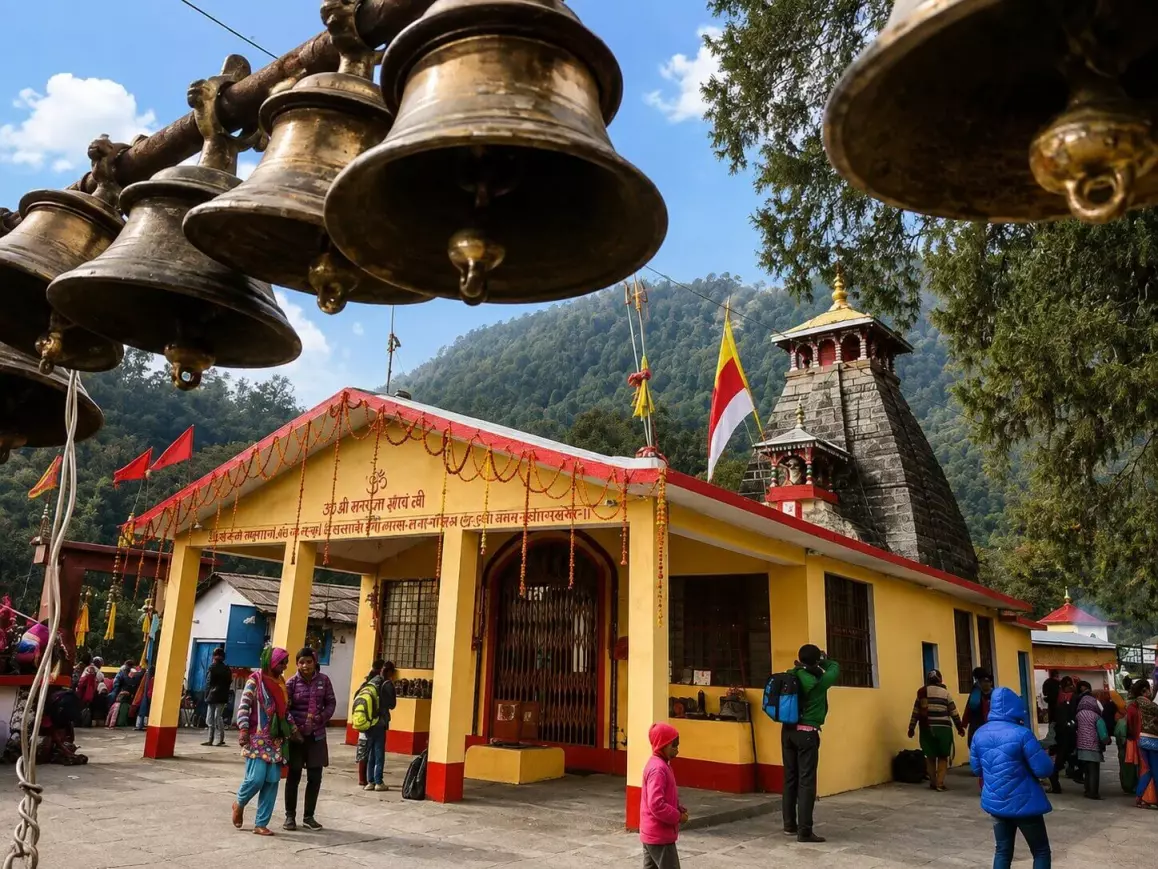 Anasuya Mata Shaktipeeth Temple, Chamoli photo 3